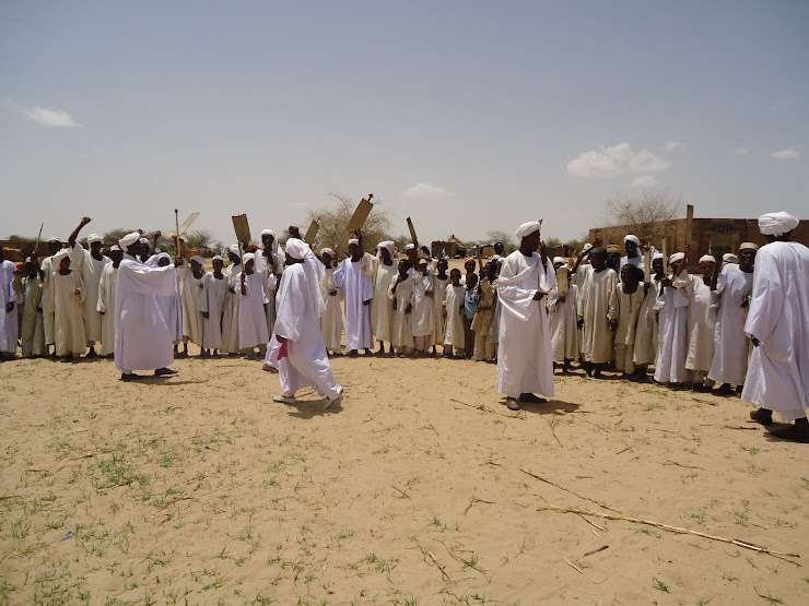 طلبة القرآن في استقبال الضيوف
