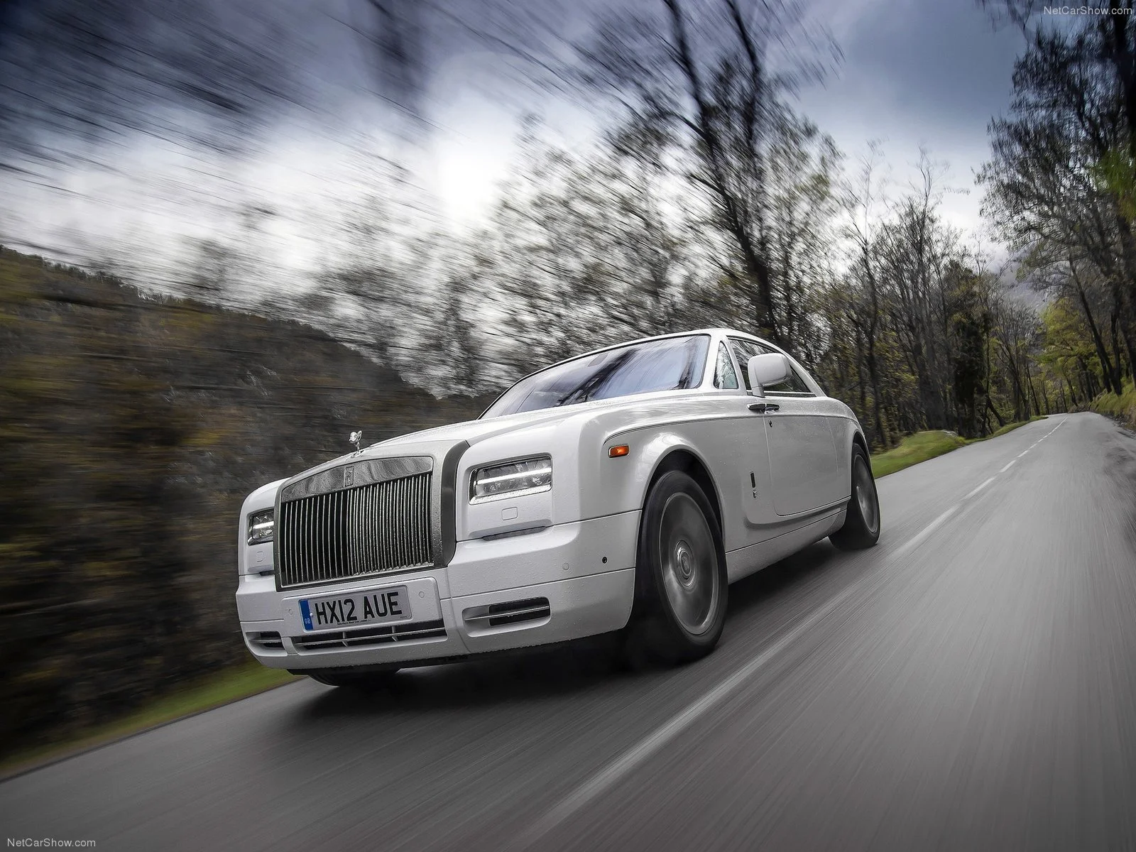 Hình ảnh xe siêu sang Rolls-Royce Phantom Coupe 2013 & nội ngoại thất