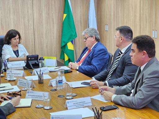 João Azevêdo apresenta programa “Paraíba contra o Câncer” à ministra da Saúde, Nísia Trindade, que garante recursos