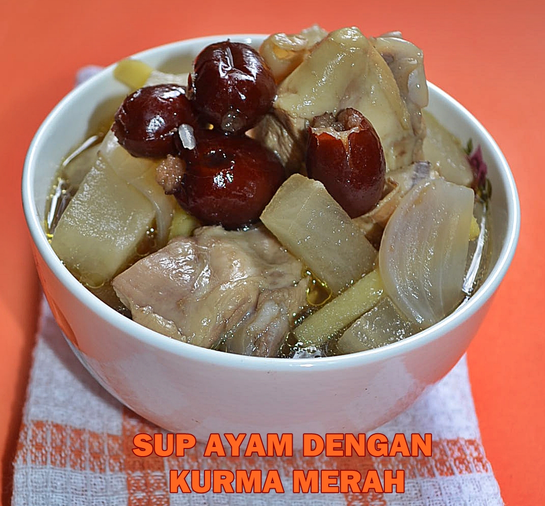 AMIE'S LITTLE KITCHEN: Sup Kurma Merah