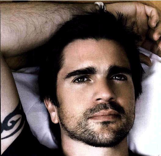 Juanes - Images Gallery