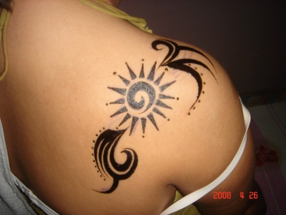 henna tattoos on back