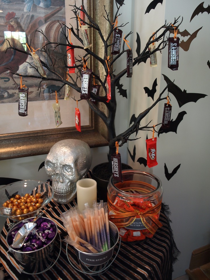 A. party style: halloween candy bar