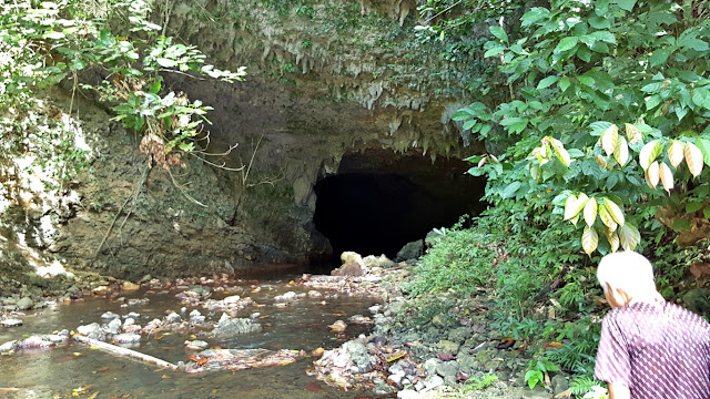 entrance/mouth of Hinayagan Cave, Bislig City