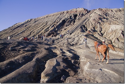 Riding_up_the_volcano_Mount_Bromo