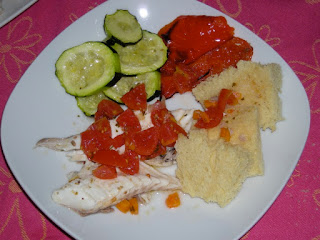 Once ready, you can serve the fish with the sauce leaving whole or filleted, removing the backbone, head and skin, as you can see in the photo.