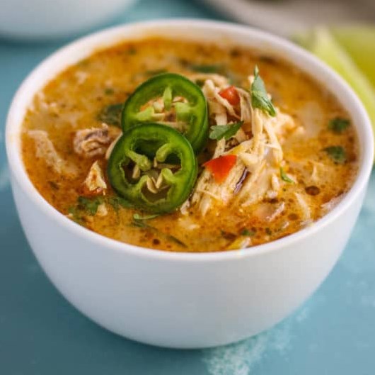 Slow Cooker White Chicken Chili #Healthyfood #winterchili