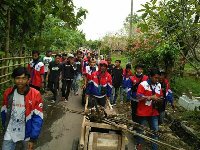 moonraker-indonesia-kenalkan-tradisi-mejemukan-bersih-desa-pada-generasi-muda