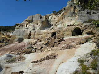 Bocaminas en las areniscas, Mina Los Altos, Huidobro, Burgos