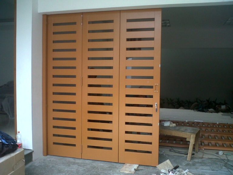 Harga Pintu  Garasi Besi  Per Meter Harga Pintu  Garasi murah