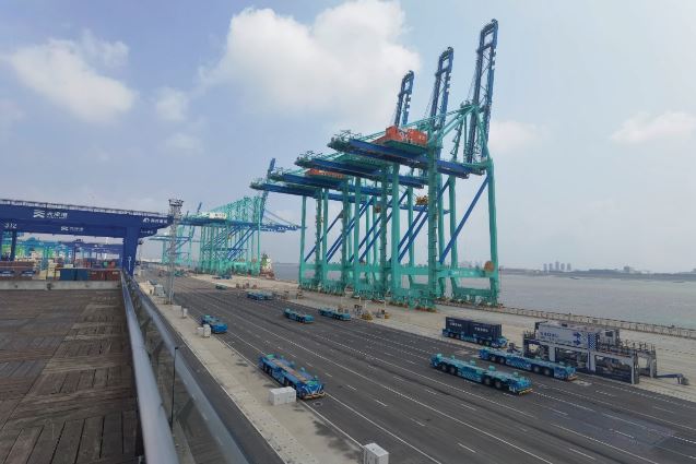 Huawei, Tianjin Port jointly built a driverless, zero-carbon “vehicle-cloud synergy” horizontal transportation solution