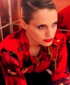 anna calvi 