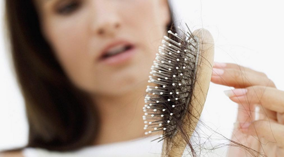 13 Petua Kurangkan Rambut  Gugur  Dengan Rawatan Alami