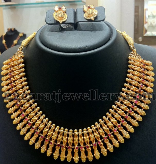 Nalli's Lavangam Necklace