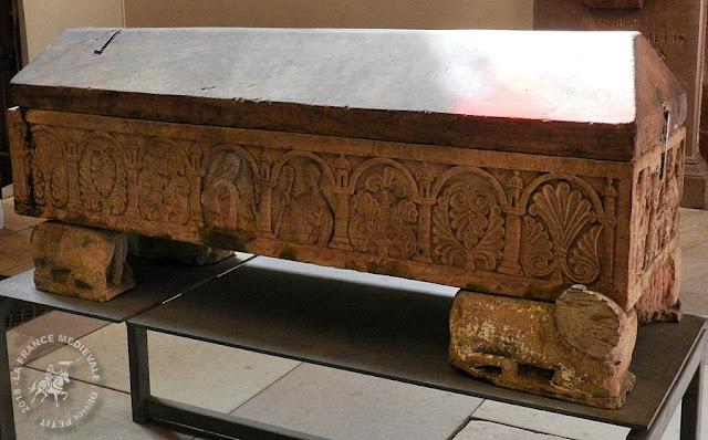 STRASBOURG (67) - Sarcophage d'Adeloch (1130)