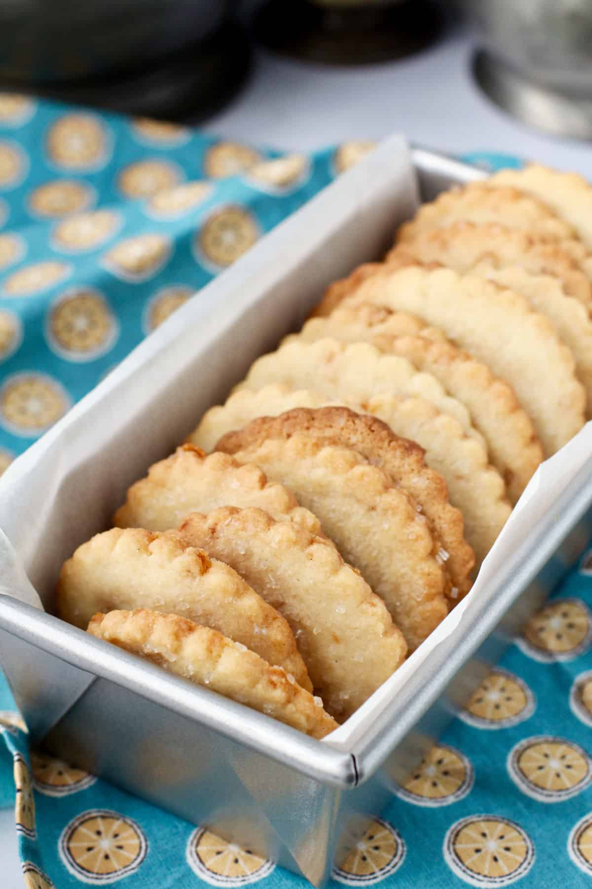 Tender Shortbread Cookies (pan-style)