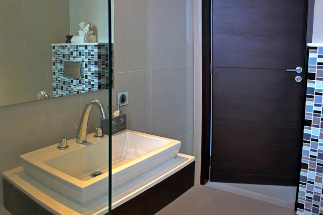 Picture of modern white sink in the bathroom