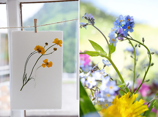 Fensterdeko mit gepressten Blumen