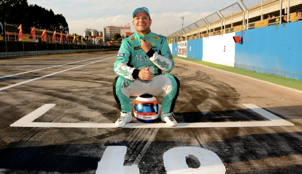 Rubens Barrichello conquista sua primeira pole na Stock Car