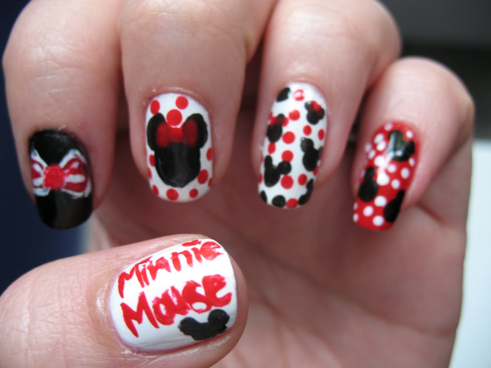  Nail Art Contest . I decided to go with a cute little Minnie Mouse