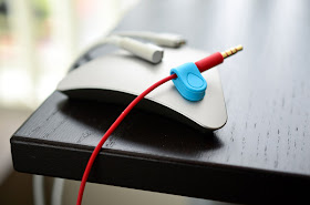 magnetic cord catcher