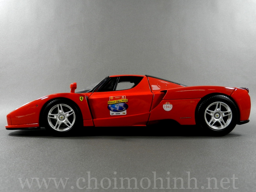 Ferrari Enzo 60TH Anniversary 1:18 Hot Wheels side