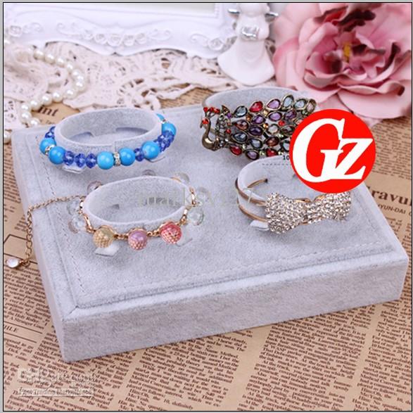 Bracelet Tray7