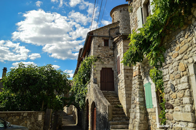 Vogüé en Ardèche