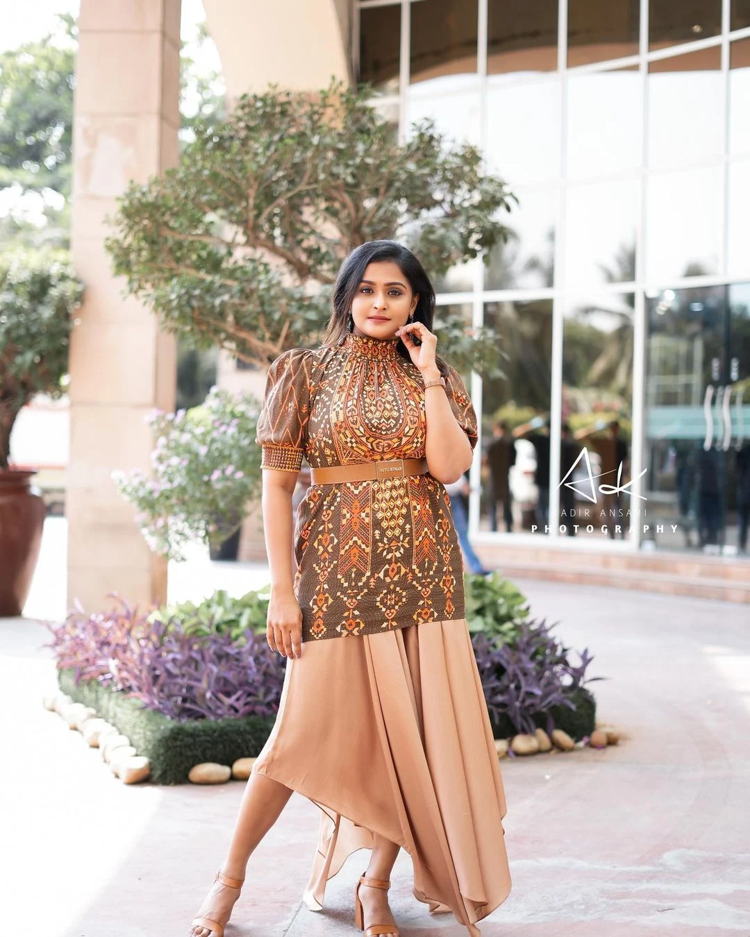 Actress Ramya nambeesan latest stunning photoshoot