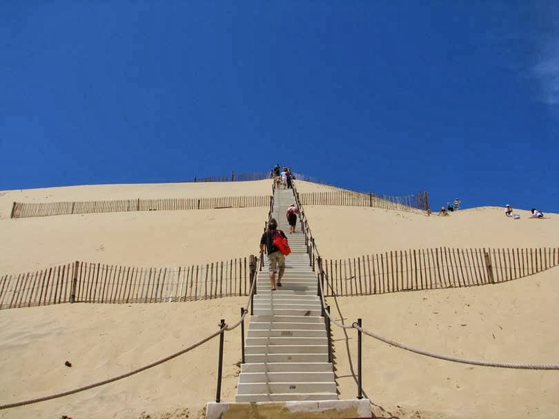 great dune of pyla, dune of pyla, dune of pilat, desert in france, are there deserts in france, the great dune of pyla, pyla france, dune du pilat, dune du pilat, francedune of pyla facts,