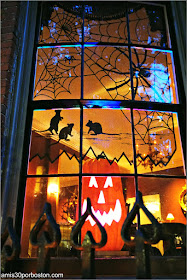 Decoraciones Interiores por Halloween en Beacon Hill, Boston