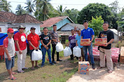 Peduli Korban Banjir, Komunitas Avansa-Xenia Soulition Kotabumi Comunity Salurkan Bantuan Sembako di Kabupaten Lampura