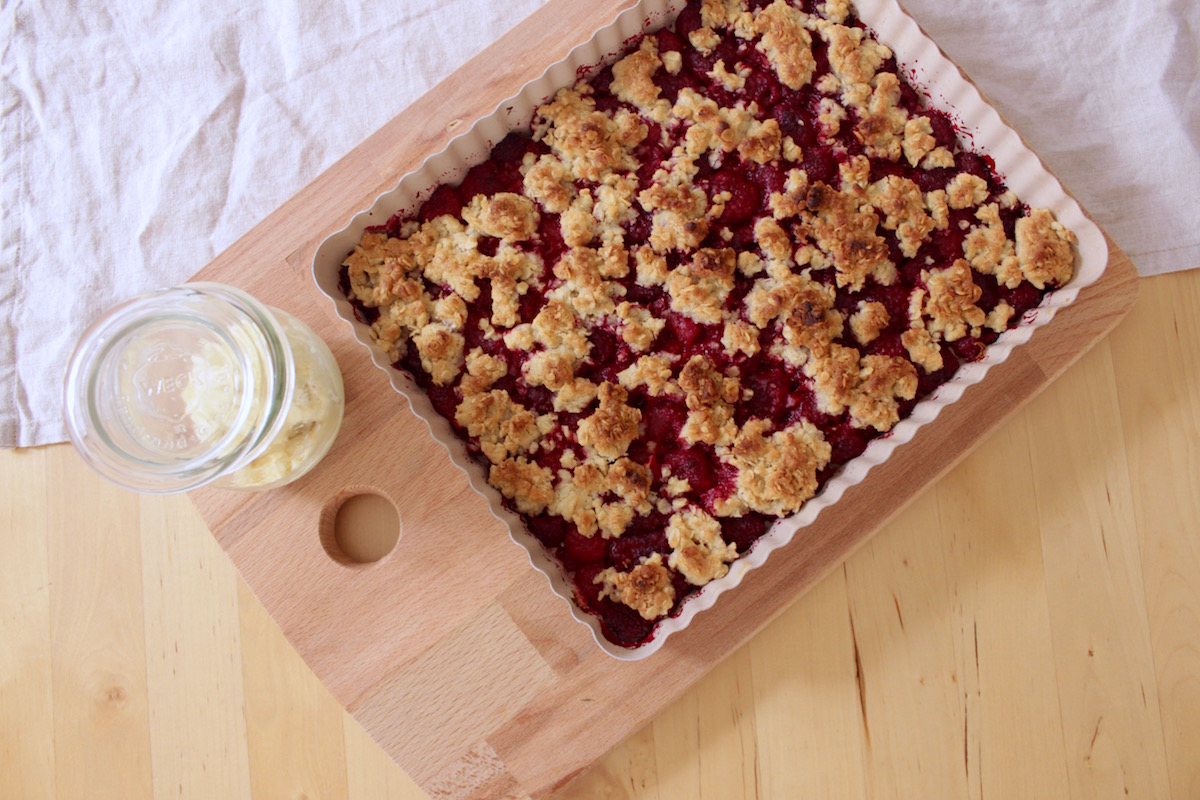 Beeren Crumble Streusel Rezept mit Himbeeren schneller Dessert Nachtisch Party