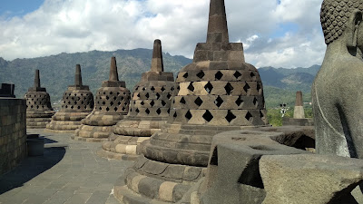 sejarah candi borobudur