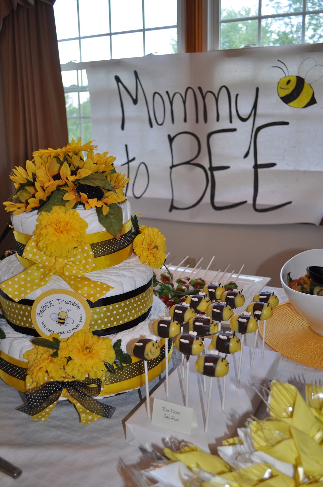 A Sweet Baby Shower Theme: Bumblebee Baby - Pear Tree Blog