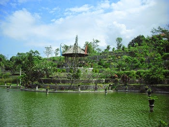 Tempat Wisata Taman Ujung Karangasem Bali