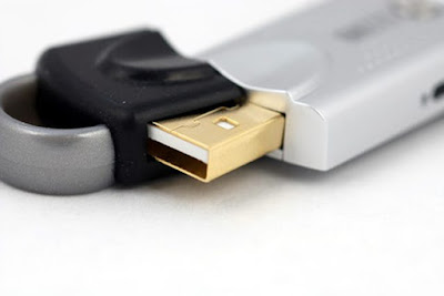 Cara Menyimpan Data ke Flashdisk