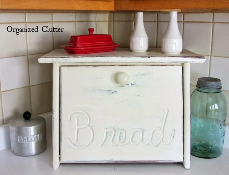 Countertop farmhouse decor www.organizedclutterqueen.blogspot.com