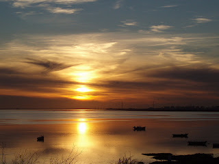 Puesta de sol en Puerto Real, Cádiz foto de quinocho en flickr.com