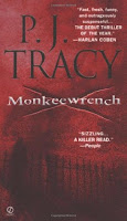 Top 35 Books About Serial Killers: Monkeewrench (2003)