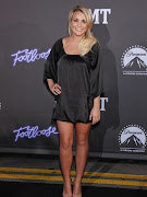 The younger sister of Britney Spears, Jamie Lynn Spears, 21, gets engaged .
