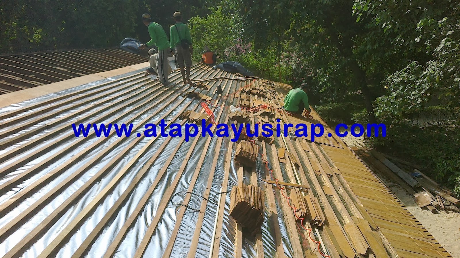 SUPPLIER ATAP  SIRAP KAYU ULIN JASA PASANG TERMURAH