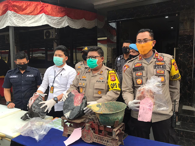  Beredar Di 4 Kabupaten, Pasutri Penjual Daging Oplosan Sapi Dan Celeng Ditangkap Polisi