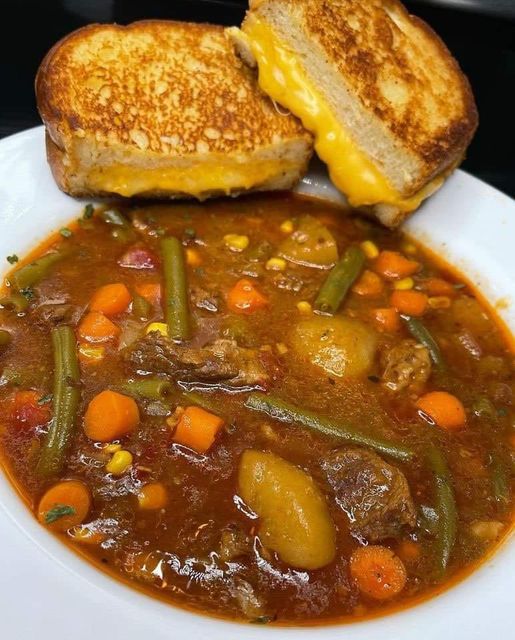 Vegetable soup with grilled cheese sandwiches recipe