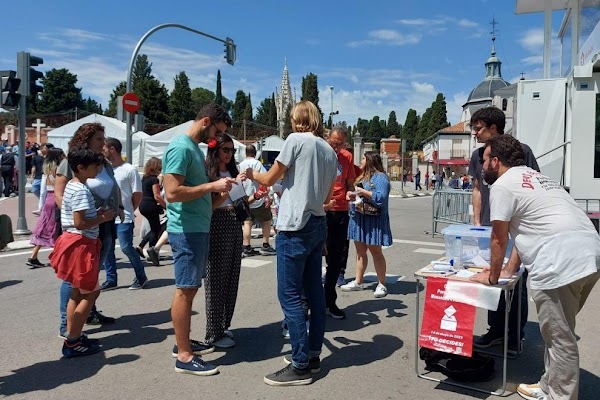 Los organizadores anuncian un aumento de la participación en la consulta popular sobre Monarquía o República Los organizadores anuncian un aumento de la participación en la consulta popular sobre Monarquía o República