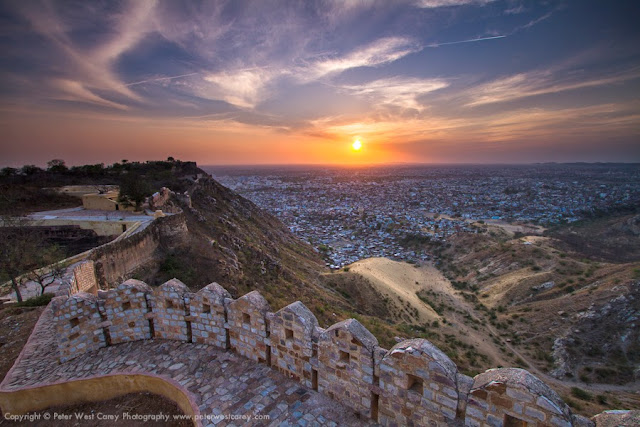 Sunset at Jaipur (Source)