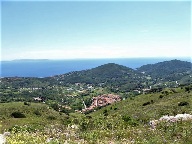 panorama su Rio nell'Elba