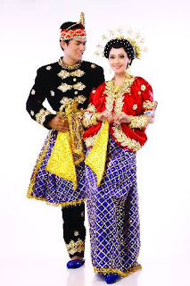 pakaian adat indonesia