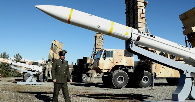 Iran's big attack on Israel, forced to hide in Israeli shelters to avoid missiles, many injured