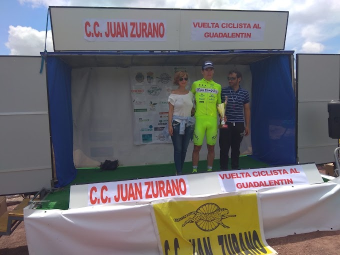 Angulo obtuvo otro podio para el Club Ciclista Rías Baixas en la Vuelta al Guadalentín
